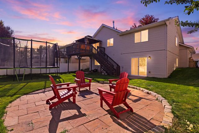 9008 N Oak St, Spokane, WA 99208