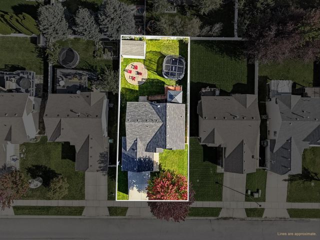 9008 N Oak St, Spokane, WA 99208