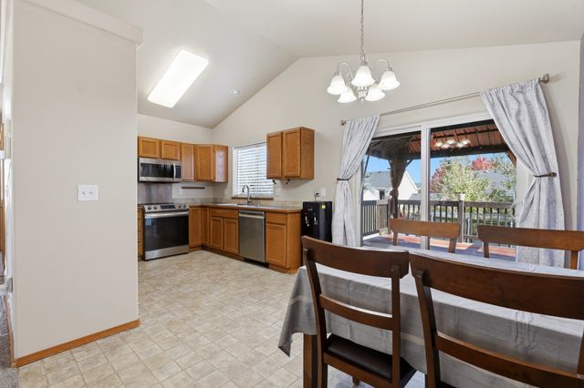 9008 N Oak St, Spokane, WA 99208