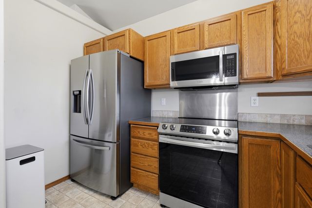 9008 N Oak St, Spokane, WA 99208