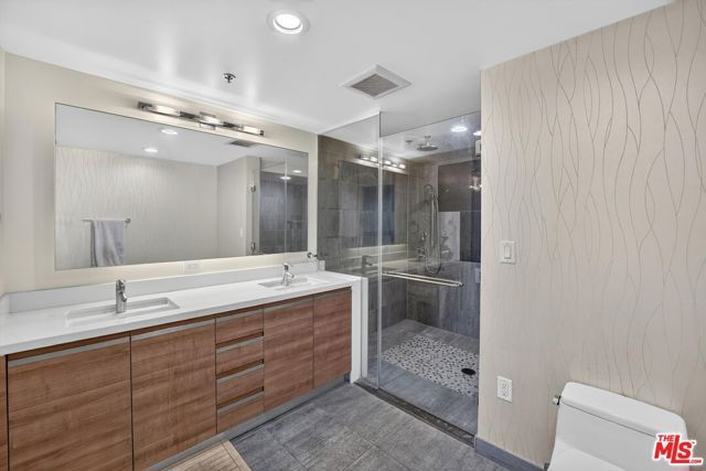 3785 Wilshire Boulevard 1212, Los Angeles, CA 90010