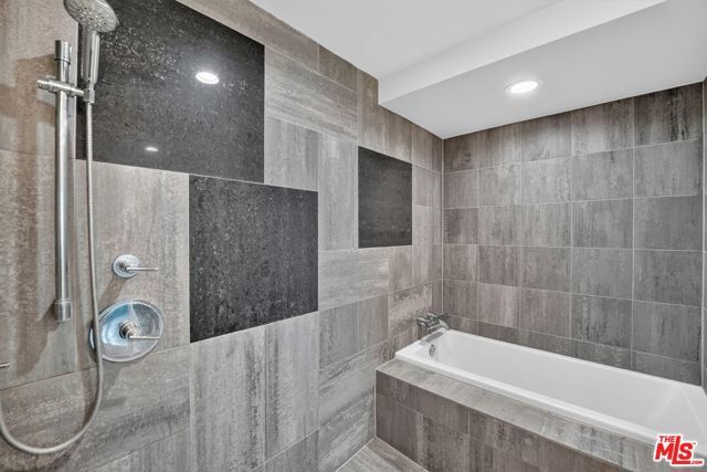 3785 Wilshire Boulevard 1212, Los Angeles, CA 90010
