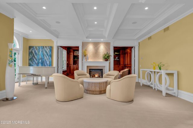 934 Navesink River Road, Rumson, NJ 07760