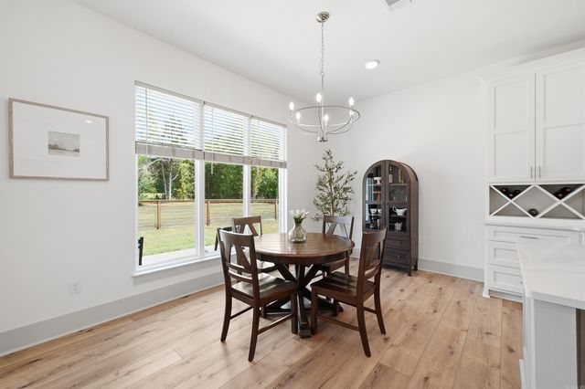 13 Parkridge Cv, Greenbrier, AR 72058