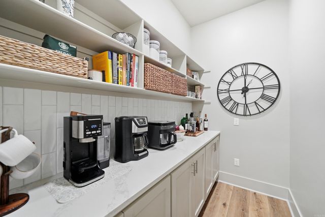 13 Parkridge Cv, Greenbrier, AR 72058