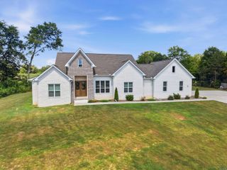 13 Parkridge Cv, Greenbrier, AR 72058