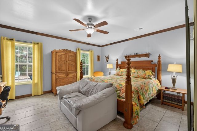 1393 Silver Thorne Court, Loganville, GA 30052