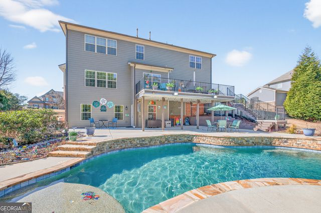 1393 Silver Thorne Court, Loganville, GA 30052