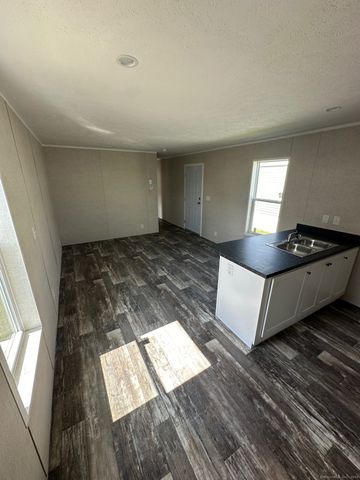 435 High Street #26, Groton, CT 06340