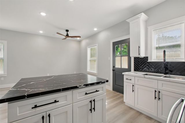 4719 Mallow Street A, Houston, TX 77033