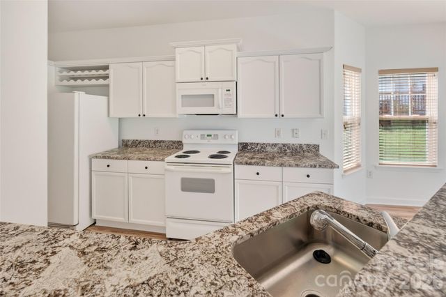 336 Doughton Lane, Charlotte, NC 28217