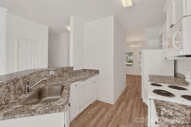 336 Doughton Lane, Charlotte, NC 28217