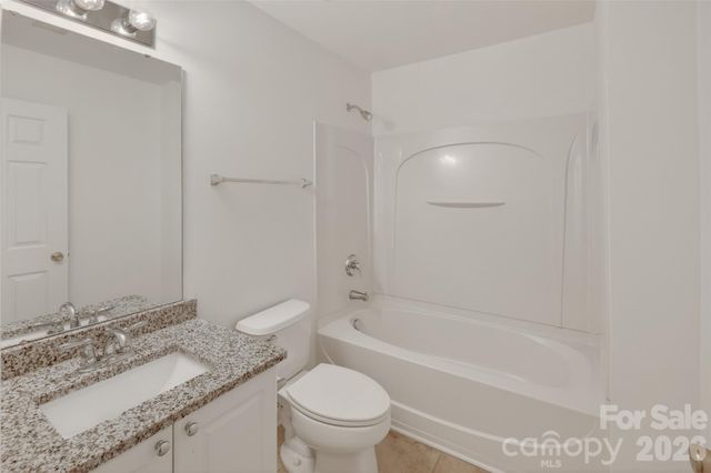 336 Doughton Lane, Charlotte, NC 28217