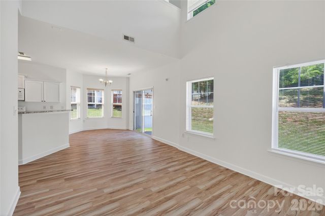 336 Doughton Lane, Charlotte, NC 28217
