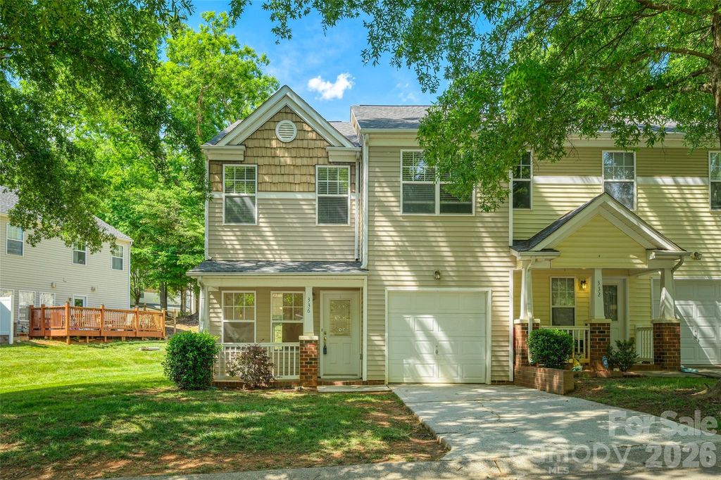 336 Doughton Lane, Charlotte, NC 28217