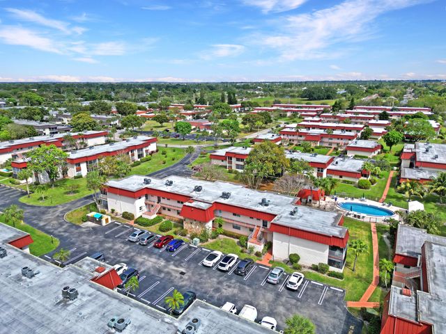 12022 W Greenway Drive 206, Royal Palm Beach, FL 33411