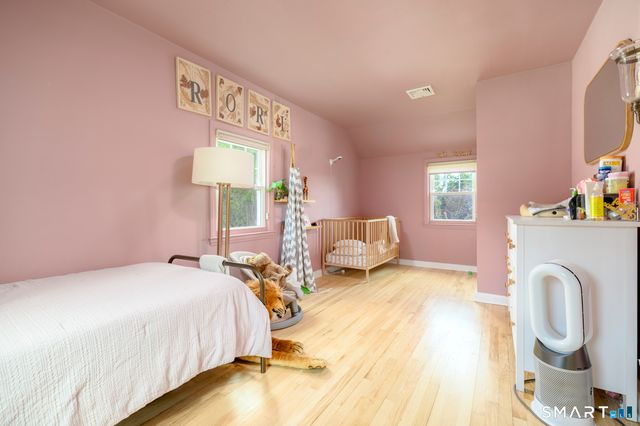 136 Alton Road, Stamford, CT 06906