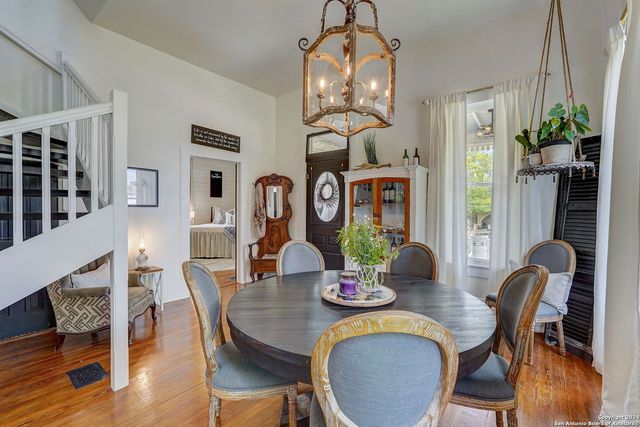 109 W Evergreen St, Boerne, TX 78006