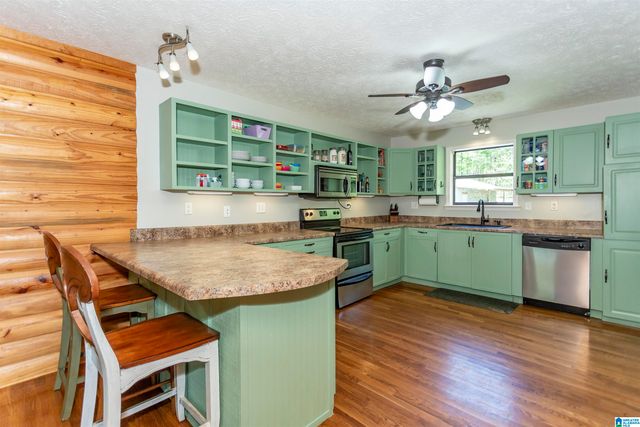 610 SOUTHRIDGE LANE, Talladega, AL 35160