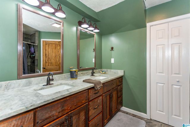 610 SOUTHRIDGE LANE, Talladega, AL 35160