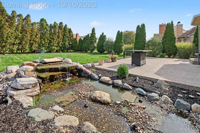 57836 Kaczmarek Drive, Washington Township, MI 48094