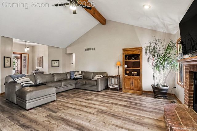 57836 Kaczmarek Drive, Washington Township, MI 48094