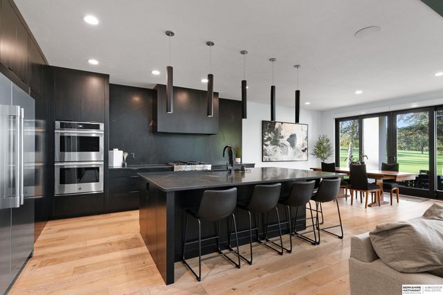 9430 Maricopa Drive, Lincoln, NE 68520