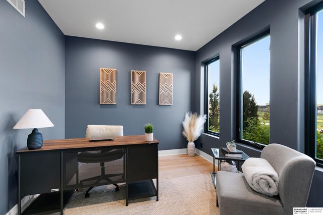 9430 Maricopa Drive, Lincoln, NE 68520