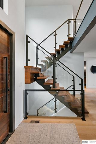 9430 Maricopa Drive, Lincoln, NE 68520