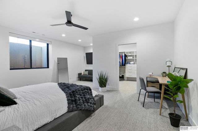 9430 Maricopa Drive, Lincoln, NE 68520