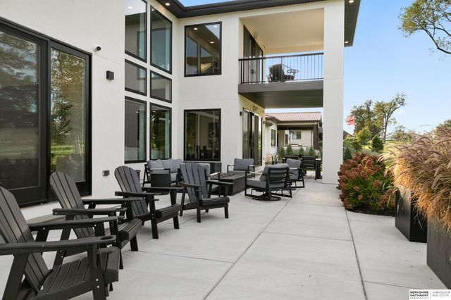 9430 Maricopa Drive, Lincoln, NE 68520