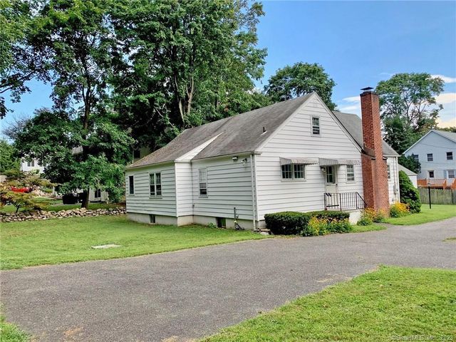2727 Boston Post Road, Darien, CT 06820