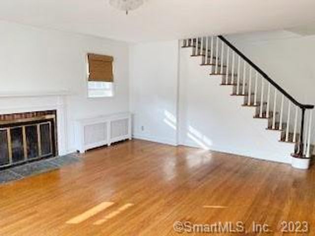 2727 Boston Post Road, Darien, CT 06820