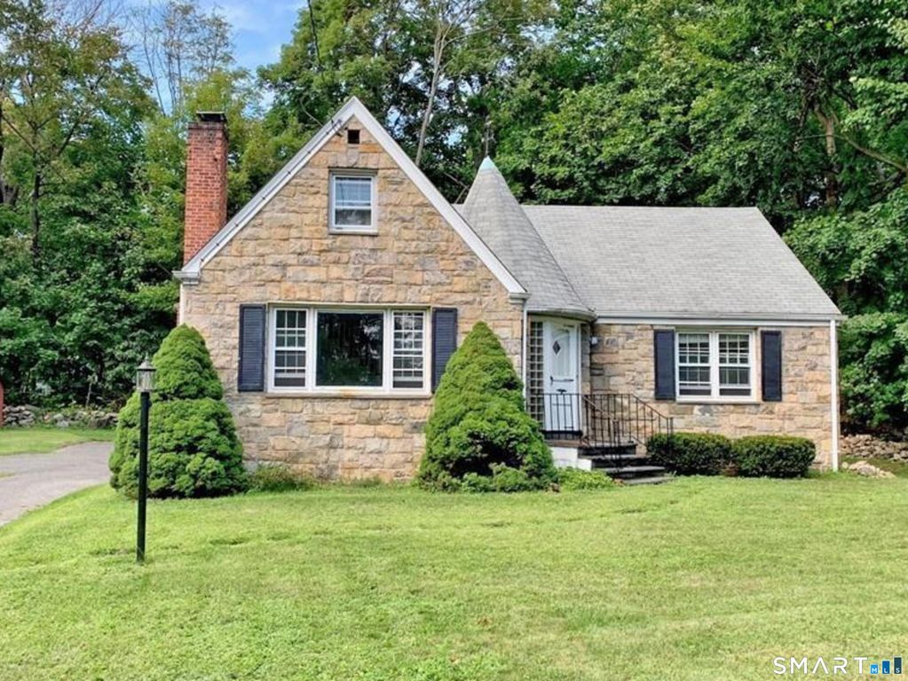 2727 Boston Post Road, Darien, CT 06820