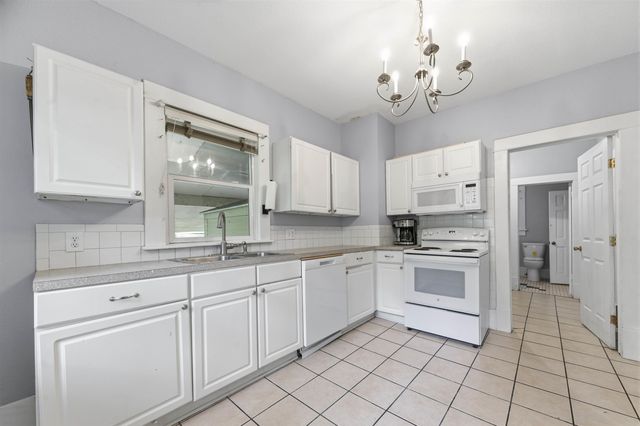 1631 N Fairview, Wichita, KS 67203