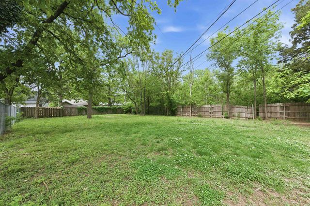 1631 N Fairview, Wichita, KS 67203