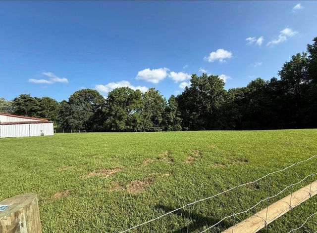 6498 N Mount Pleasant Rd, Greenbrier, TN 37073