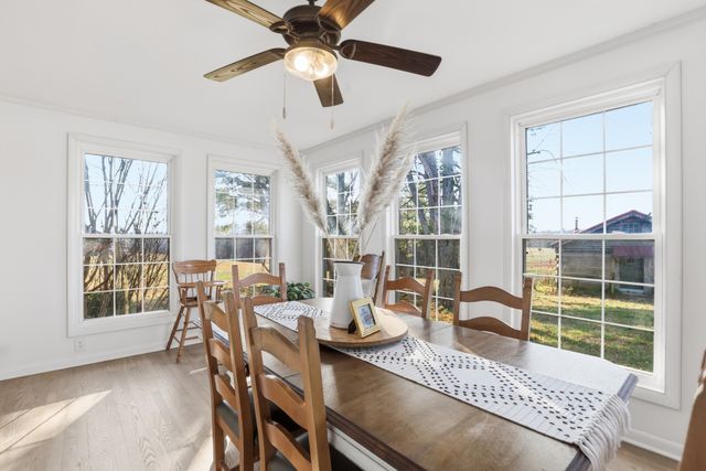 6498 N Mount Pleasant Rd, Greenbrier, TN 37073