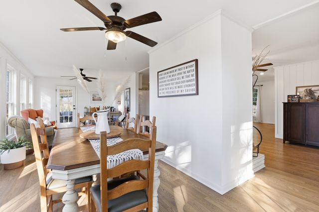 6498 N Mount Pleasant Rd, Greenbrier, TN 37073