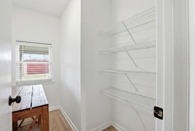 6498 N Mount Pleasant Rd, Greenbrier, TN 37073