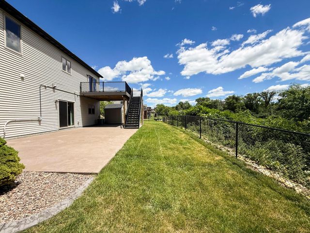3927 Stone Point Drive NE, Rochester, MN 55906