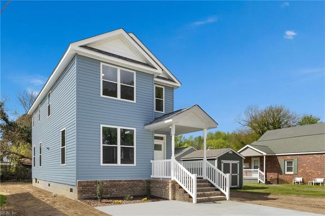 109 Woodrow AVE, Suffolk, VA 23434