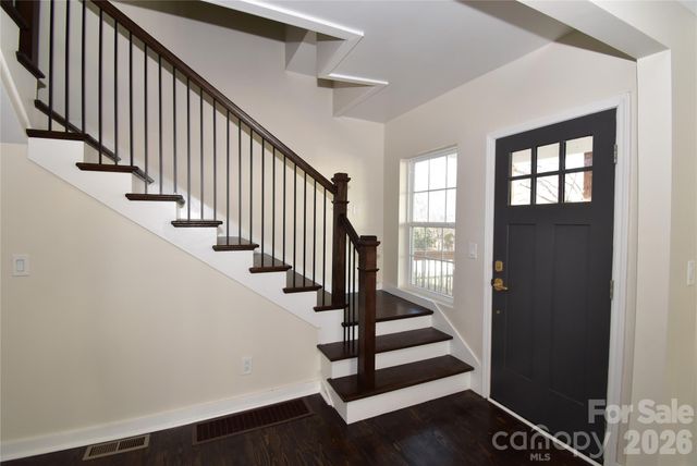 131 Woodrow Avenue, Asheville, NC 28801