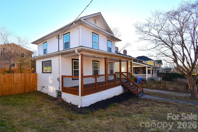 131 Woodrow Avenue, Asheville, NC 28801