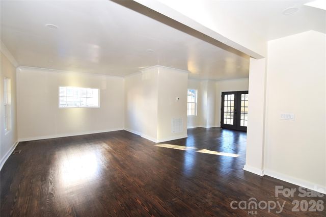 131 Woodrow Avenue, Asheville, NC 28801