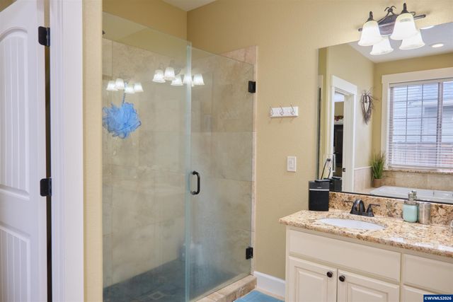 9754 Willamette St, Aumsville, OR 97325
