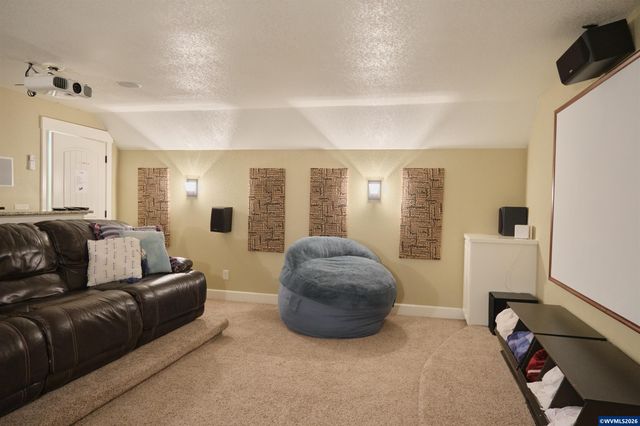 9754 Willamette St, Aumsville, OR 97325