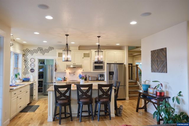 9754 Willamette St, Aumsville, OR 97325