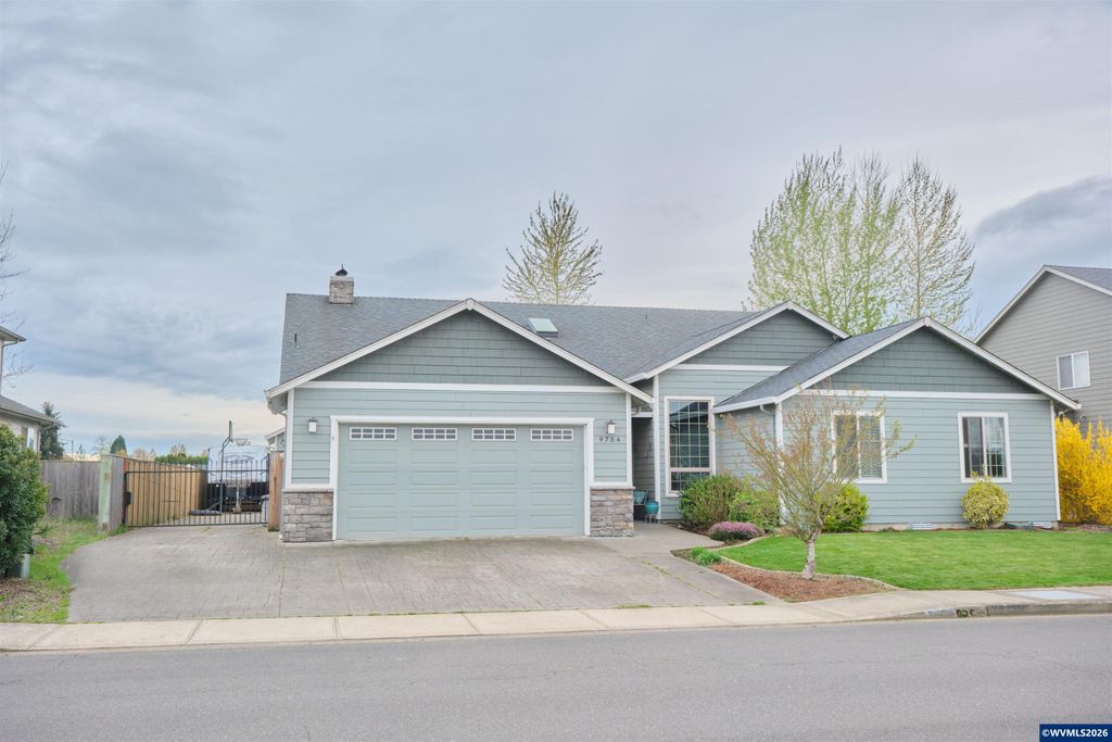 9754 Willamette St, Aumsville, OR 97325