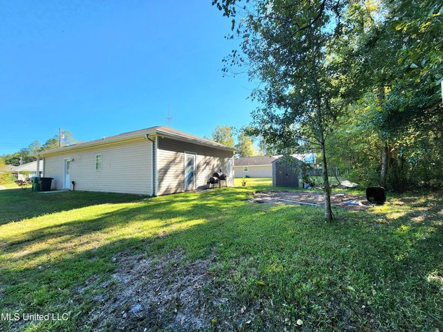 2219 Hudson Street, Waveland, MS 39576